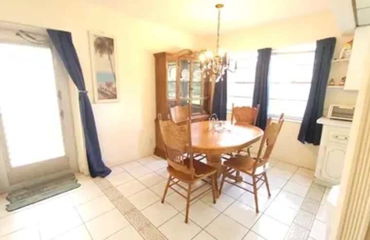 147 BEDFORD F, WEST PALM BEACH, FL, 3341..., West Palm Beach, FL 33417