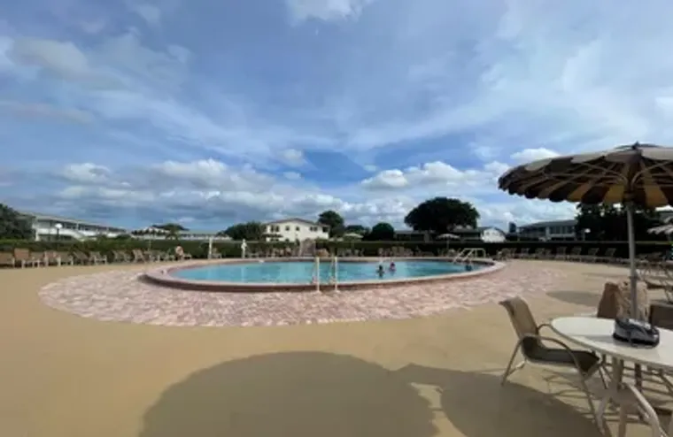 228 NORTHAMPTON L 228, WEST PALM BEACH, ..., West Palm Beach, FL 33417