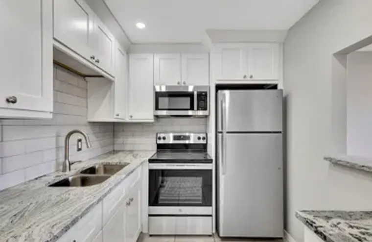 27 CAMDEN B, WEST PALM BEACH, FL, 33417, West Palm Beach, FL 33417