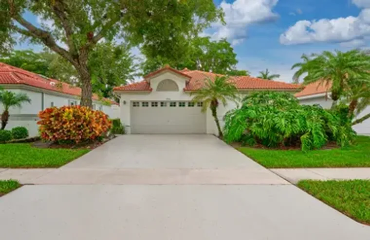 9758 HARBOUR LAKE CIR, BOYNTON BEACH, FL..., Boynton Beach, FL 33437