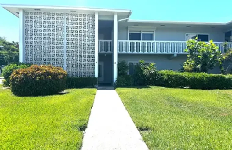310 NORTH BLVD APT 2A, BOYNTON BEACH, FL..., Boynton Beach, FL 33435