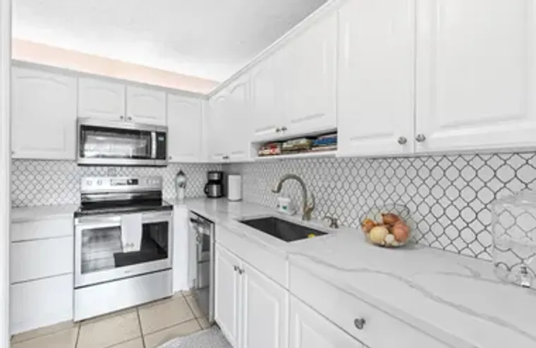 1131 CALAMONDIN TER 203 TER 203, DELRAY ..., Delray Beach, FL 33445