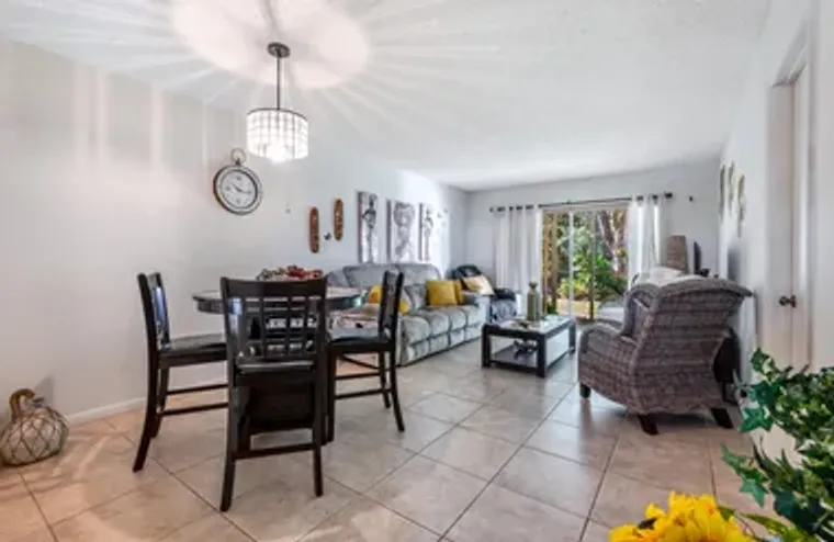 150 LAKE MERYL DR 143, WEST PALM BEACH, ..., West Palm Beach, FL 33411