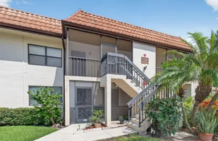 7125 GOLF COLONY CT APT 202, LAKE WORTH,..., Lake Worth, FL 33467