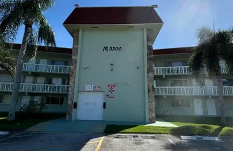 3300 SPRINGDALE BLVD 217, PALM SPRINGS, ..., Palm Springs, FL 33461