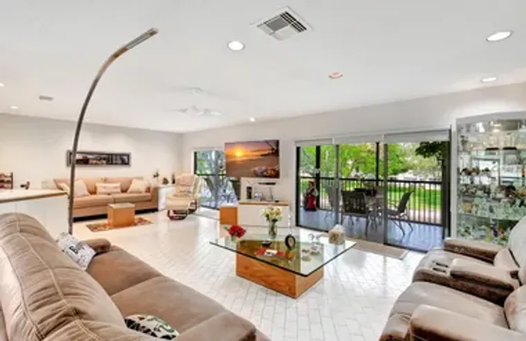 15 STRATFORD DR B, BOYNTON BEACH, FL, 33..., Boynton Beach, FL 33436