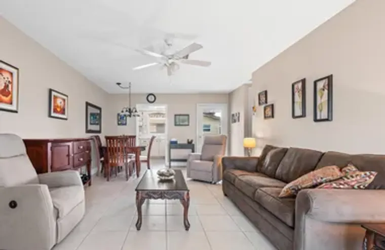 2822 CROSLEY DR B, WEST PALM BEACH, FL, ..., West Palm Beach, FL 33415