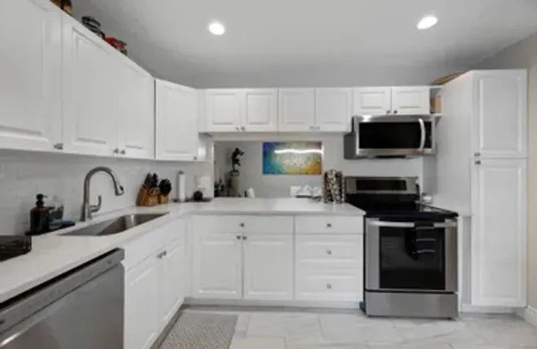 145 LAKE NANCY LN 232, WEST PALM BEACH, ..., West Palm Beach, FL 33411