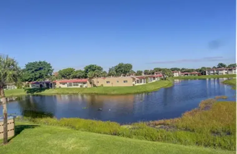 235 GOLDEN RIVER DR, WEST PALM BEACH, FL..., West Palm Beach, FL 33411