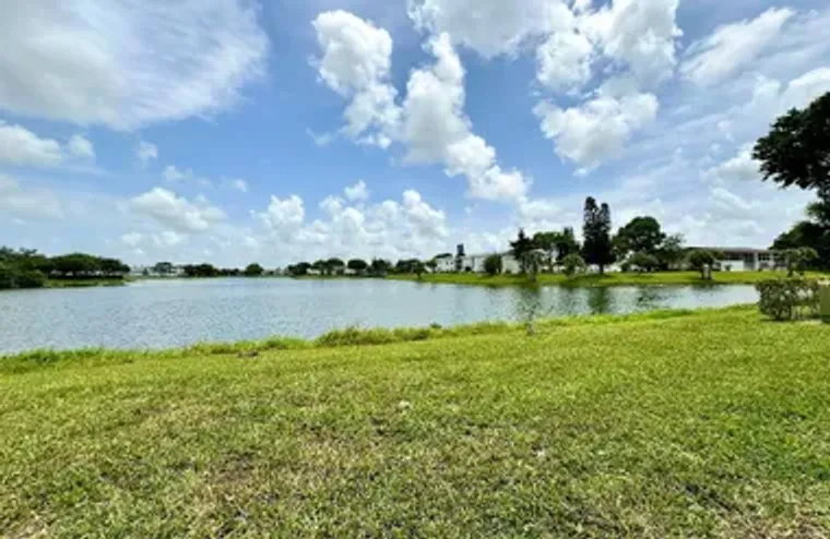 359 CHATHAM R, WEST PALM BEACH, FL, 3341..., West Palm Beach, FL 33417