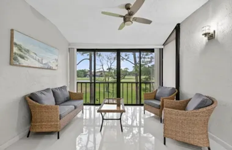 8450 CASA DEL LAGO J, BOCA RATON, FL, 33..., Boca Raton, FL 33433