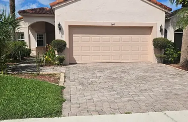 340 NW BREEZY POINT LOOP, PORT ST LUCIE,..., Port St Lucie, FL 34986