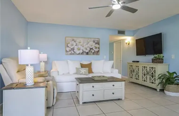 40 VISTA GARDENS TRL 106, VERO BEACH, FL..., Vero Beach, FL 32962