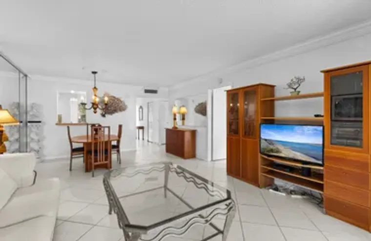 27 ABBEY LN 205, DELRAY BEACH, FL, 33446, Delray Beach, FL 33446