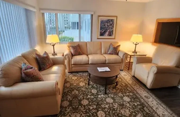 3160 LAKE OSBORNE DR 107, LAKE WORTH BEA..., Lake Worth Beach, FL 33461