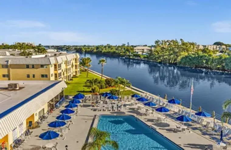 19 COLONIAL CLUB DR 105, BOYNTON BEACH, ..., Boynton Beach, FL 33435