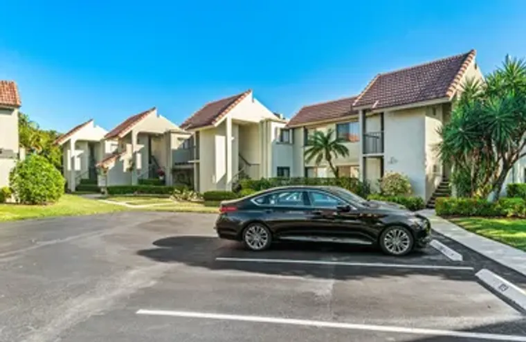 5589 FAIRWAY PARK DR APT 202, BOYNTON BE..., Boynton Beach, FL 33437