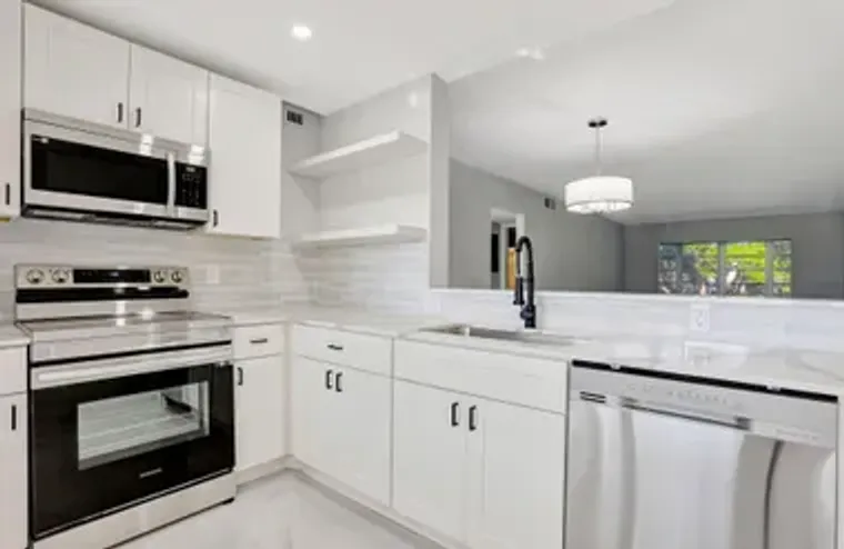 2202 LUCAYA BND G2, COCONUT CREEK, FL, 3..., Coconut Creek, FL 33066