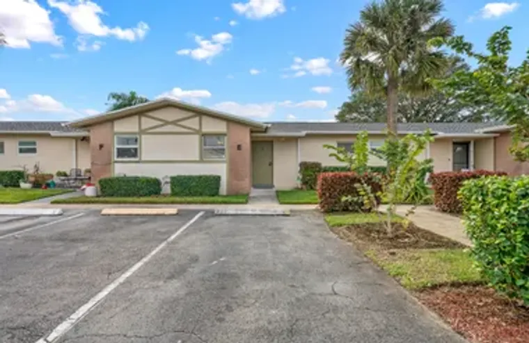2590 BARKLEY DR E, WEST PALM BEACH, FL, ..., West Palm Beach, FL 33415