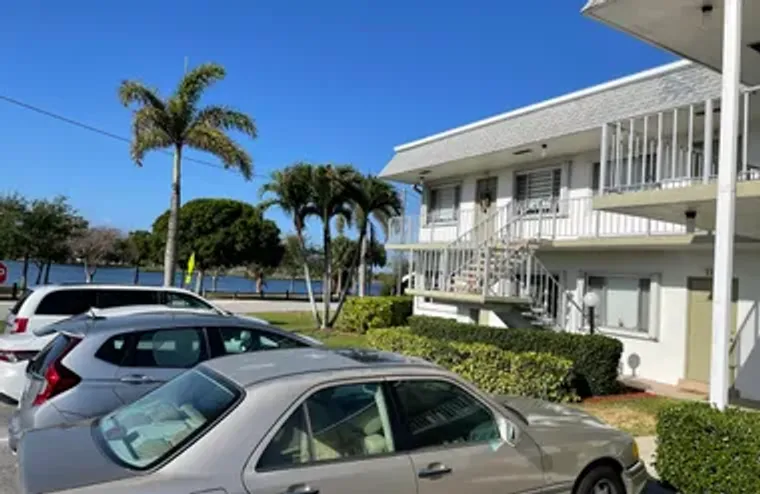 3160 LAKE OSBORNE DR 201, LAKE WORTH BEA..., Lake Worth Beach, FL 33461