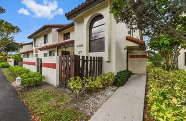 10851 PALM LAKE AVE 202, BOYNTON BEACH, ..., Boynton Beach, FL 33437