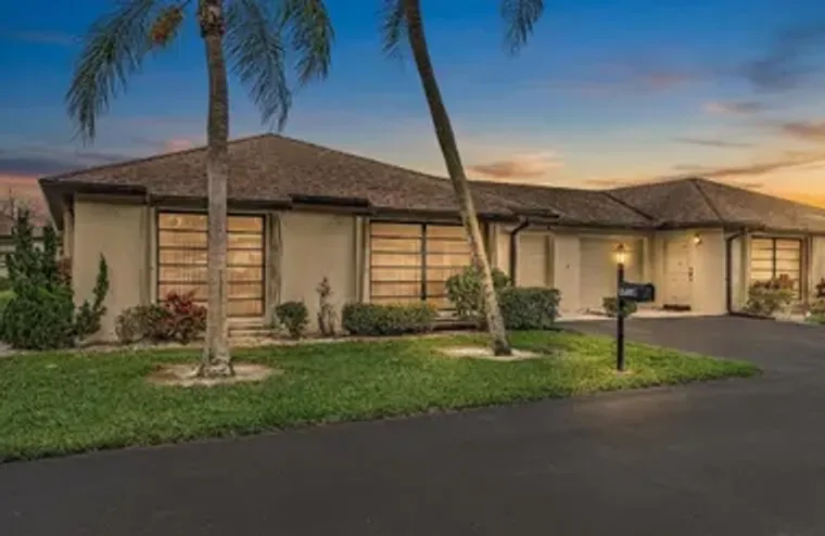 4951 EQUESTRIAN CIR A, BOYNTON BEACH, FL..., Boynton Beach, FL 33436