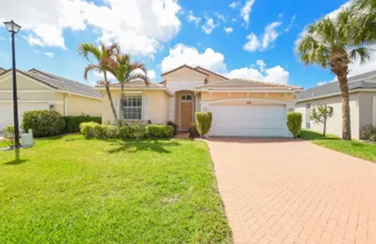 350 SW LAKE FOREST WAY, PORT ST. LUCIE, ..., Port St. Lucie, FL 34986