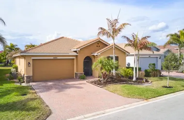 10095 SW OAK TREE CIR, PORT ST. LUCIE, F..., Port St. Lucie, FL 34987