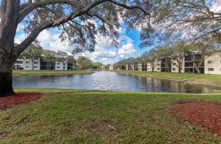 15456 PEMBRIDGE DR 111, DELRAY BEACH, FL..., Delray Beach, FL 33484