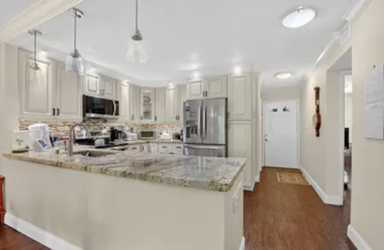 9215 FLYNN CIR APT 8, BOCA RATON, FL, 33..., Boca Raton, FL 33496