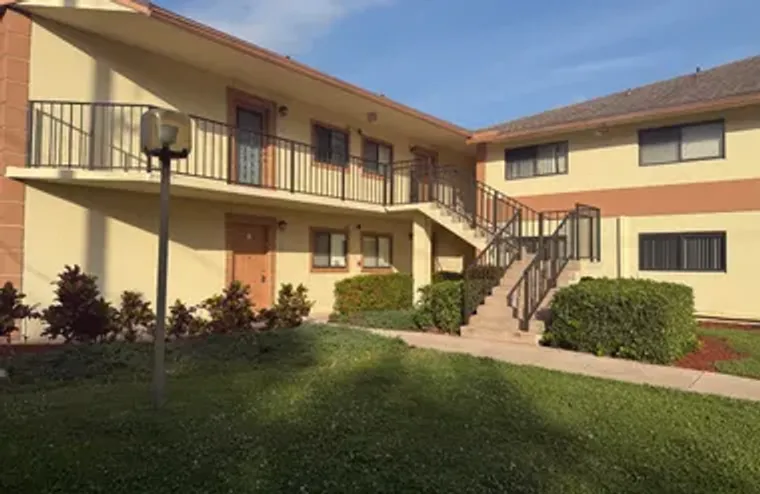 15401 PEMBRIDGE AVE 38, DELRAY BEACH, FL..., Delray Beach, FL 33484