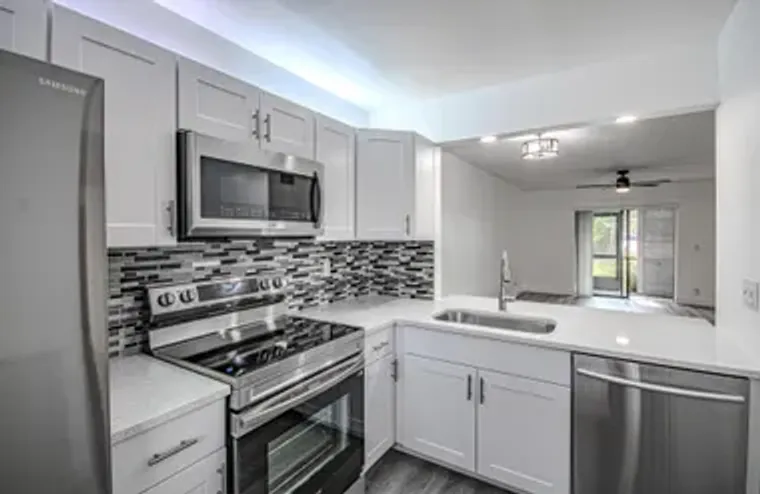 7094 GOLF COLONY CT 102, LAKE WORTH, FL,..., Lake Worth, FL 33467