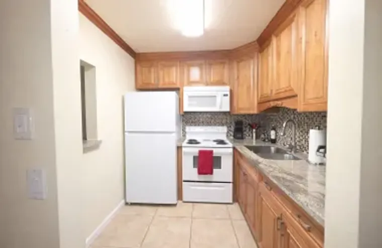 204 KENT L L, WEST PALM BEACH, FL, 33417, West Palm Beach, FL 33417