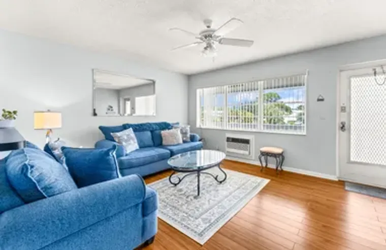 309 SHEFFIELD M 309, WEST PALM BEACH, FL..., West Palm Beach, FL 33417