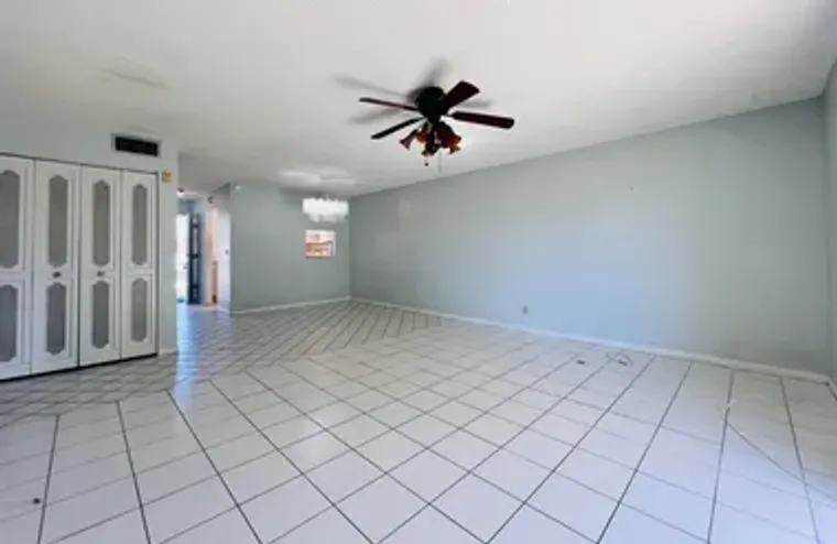 209 OXFORD 200 200, WEST PALM BEACH, FL,..., West Palm Beach, FL 33417