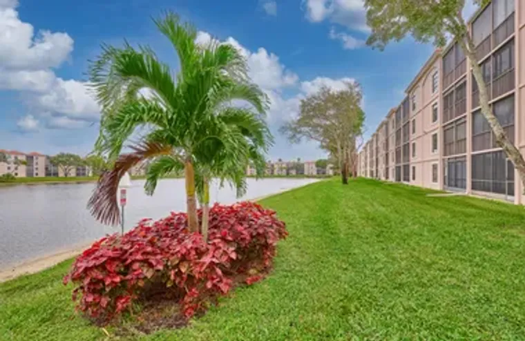 6193 POINTE REGAL CIR APT 306, DELRAY BE..., Delray Beach, FL 33484