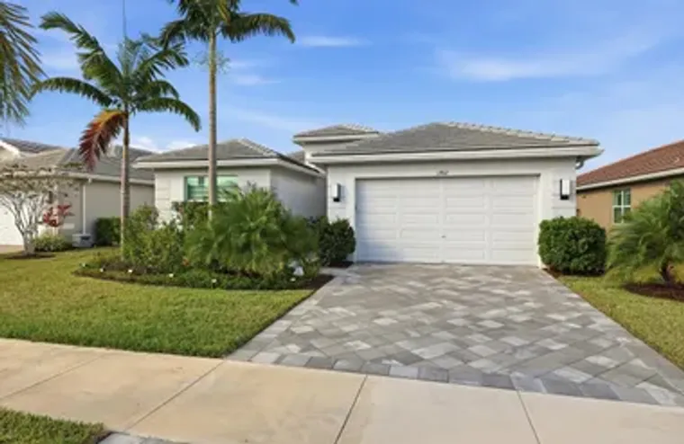 11902 SW CORAL COVE PKWY, PORT ST LUCIE,..., Port St Lucie, FL 34987