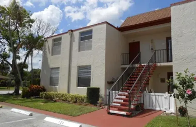 12 WILLOWBROOK LN 201, DELRAY BEACH, FL,..., Delray Beach, FL 33446