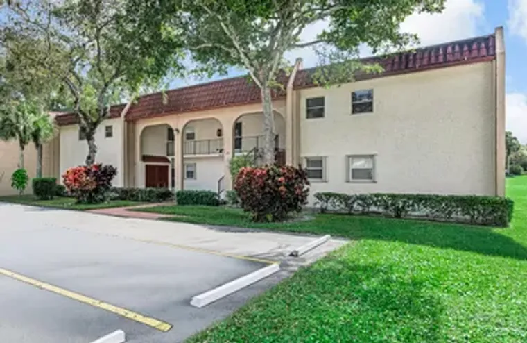 354 LAKE FRANCES DR # 354, WEST PALM BEA..., West Palm Beach, FL 33411