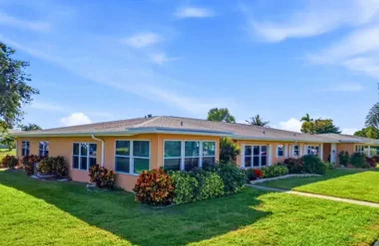 270 HIGH POINT BLVD A, BOYNTON BEACH, FL..., Boynton Beach, FL 33435