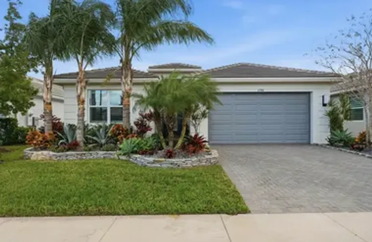 11784 SW SAILFISH ISLES WAY, PORT ST LUC..., Port St Lucie, FL 34987