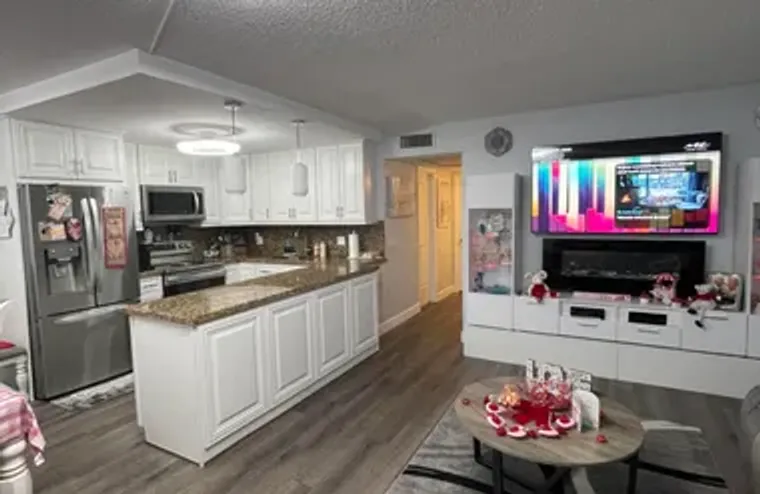 3021 ELLESMERE B # 3021, DEERFIELD BEACH..., Deerfield Beach, FL 33442