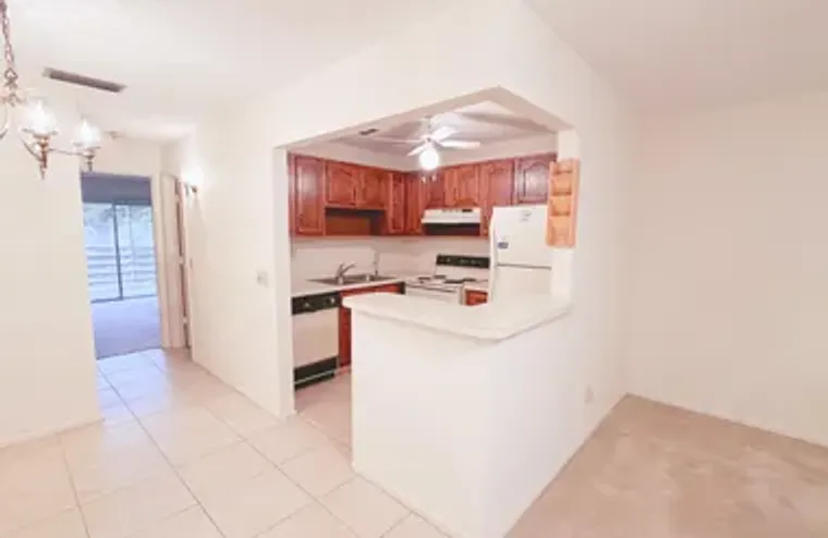 25 LAKE VISTA TRL APT 204, PORT SAINT LU..., Port Saint Lucie, FL 34952