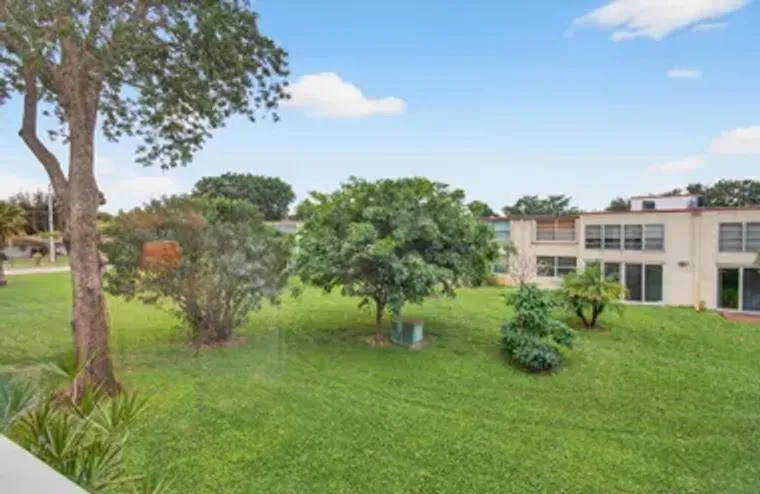 10 WILLOWBROOK LN 205, DELRAY BEACH, FL,..., Delray Beach, FL 33446