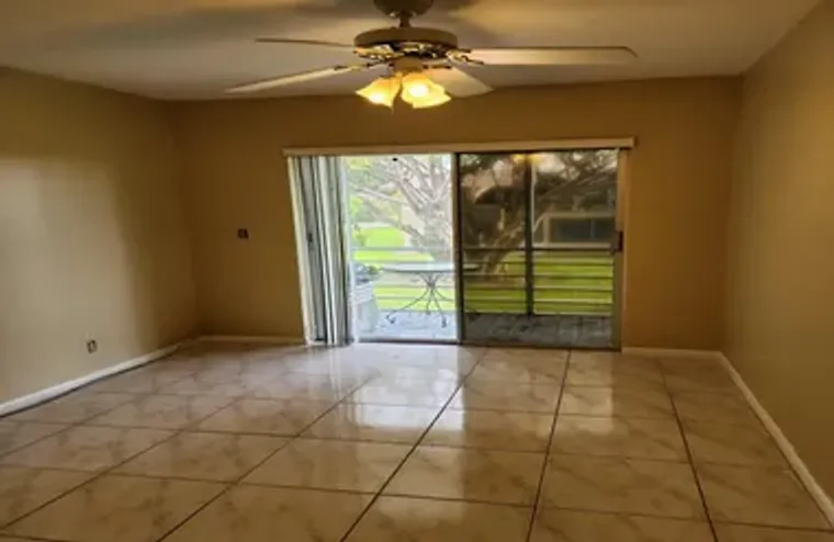 239 COVENTRY J, WEST PALM BEACH, FL, 334..., West Palm Beach, FL 33417