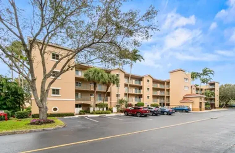 12540 MAJESTY CIR APT 303, BOYNTON BEACH..., Boynton Beach, FL 33437