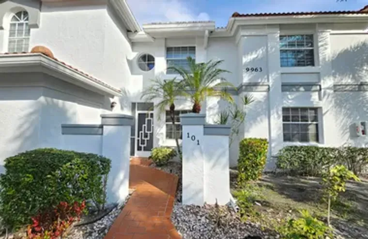 9963 SEACREST CIR 101, BOYNTON BEACH, FL..., Boynton Beach, FL 33437