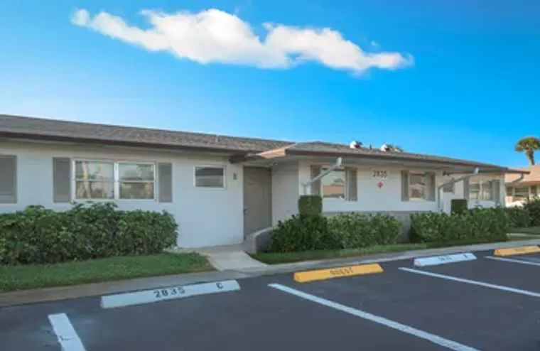 2835 CROSLEY DR B, WEST PALM BEACH, FL, ..., West Palm Beach, FL 33415