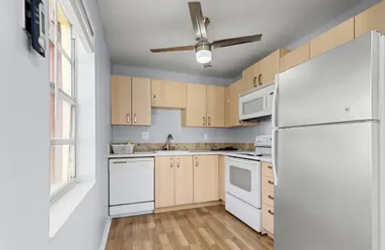 605 FLANDERS M M, DELRAY BEACH, FL, 3348..., Delray Beach, FL 33484