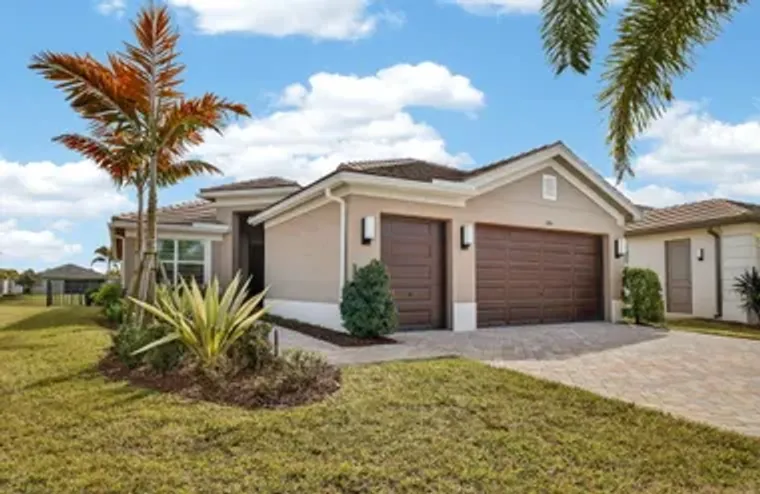 11821 SW CORAL COVE PKWY, PORT ST LUCIE,..., Port St Lucie, FL 34987
